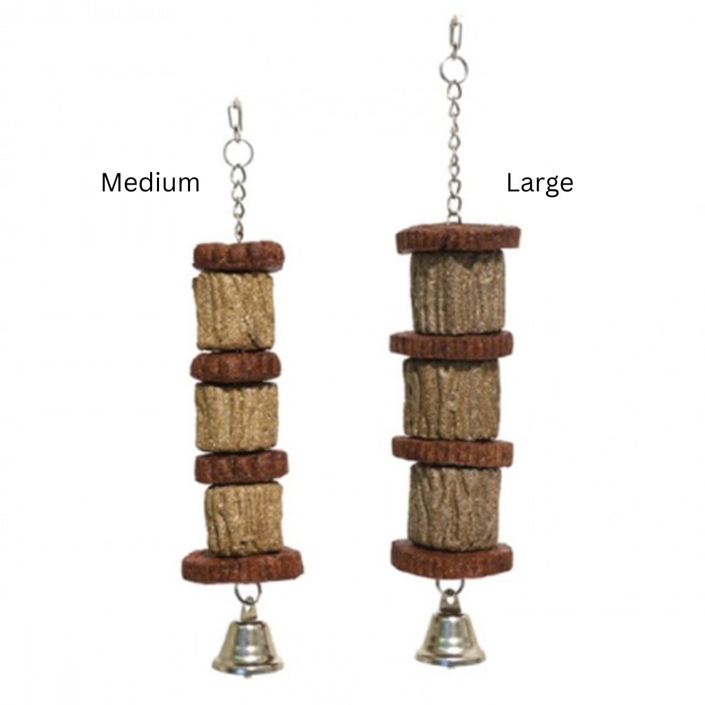 Hide n treat chain made with edible wood, vegetable extracts, and alfalfa